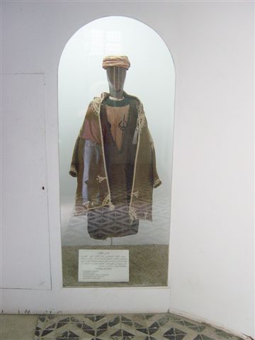 ANCIEN COSTUME DE FELLAH DE SFAX Musee Dar jelouli