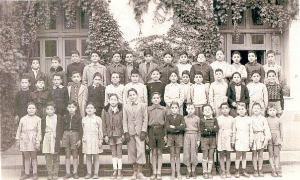 Scuola elementare Rue de Colmar a Tunisi (Tunisia) 1954 Harissa.jpg