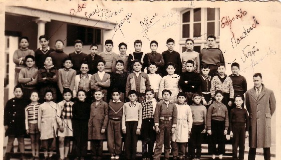 Ecole 1956.jpg