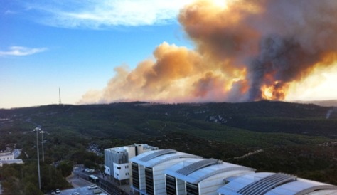 Incendie sur le Carmel.jpg