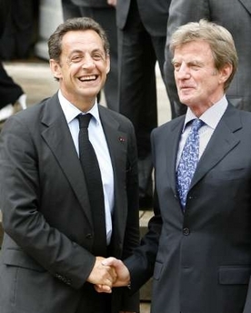 SarkozyKouchnerAP.jpg