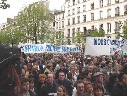 La manifestation de support a Israe et contre l’antisemitismel, le 7 Avril 2002 – 3
