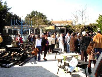 Enterrement d’une Torah briulee a Marseille – Or Aviv – Les Caillols, par Bernard Sberro