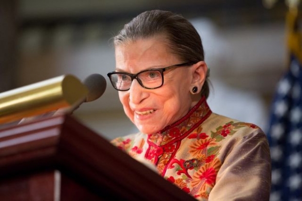 RUTH BADER GINSBURG, JUGE À LA COUR SUPRÊME AMÉRICAINE ruth-bader-ginsburg.jpg
