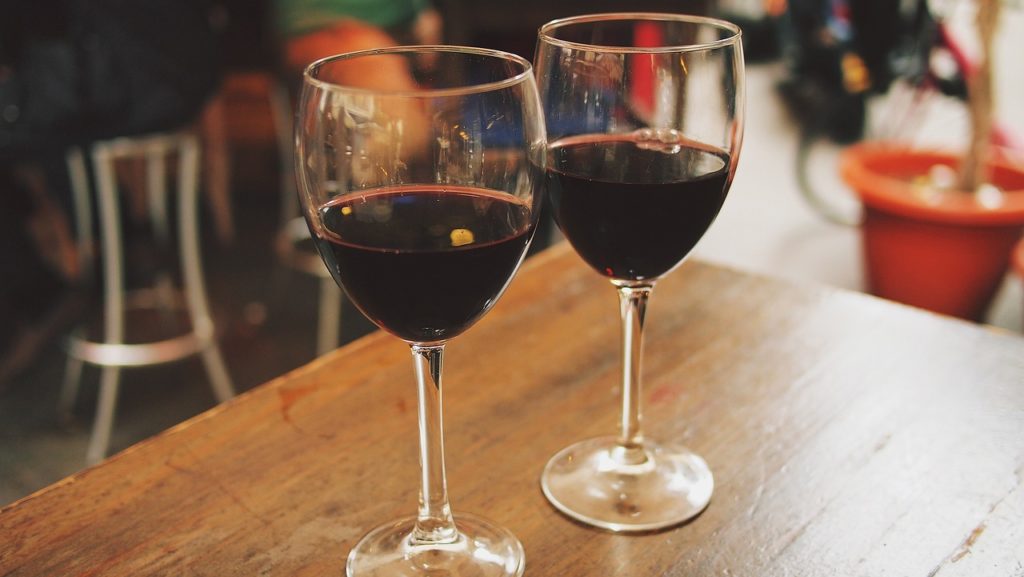 vino24x577.jpg