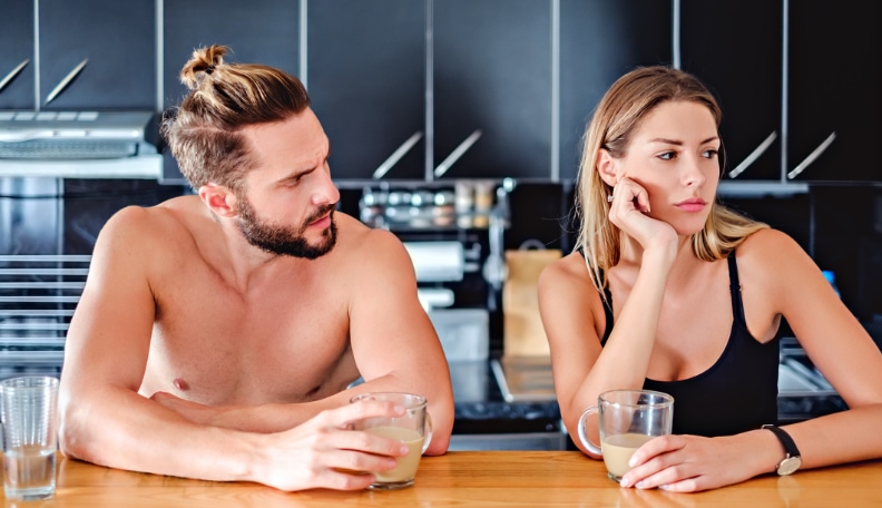 La danse de l'amour : elle s’éloigne quand vous vous rapprochez d’elle - Et que faire ? when-a-woman-pulls-away-1.jpg