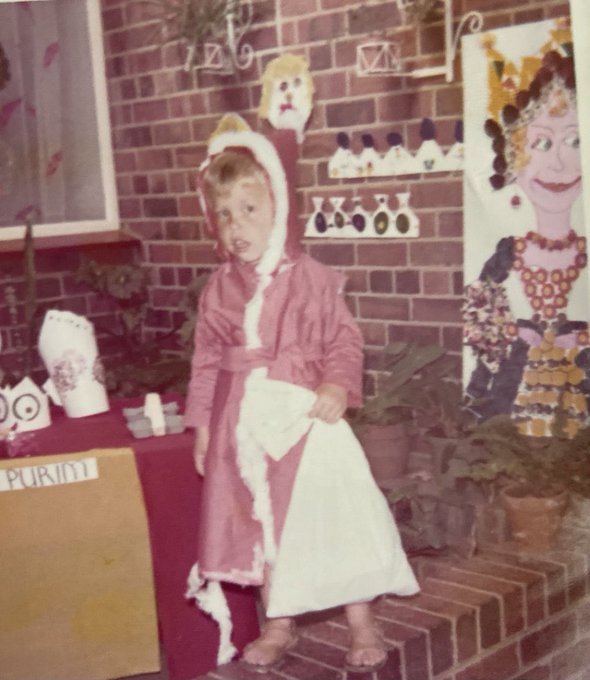 Elon Musk avait fréquenté une école maternelle juive à Pretoria G8xE7fAbgAAXIyW.jpg