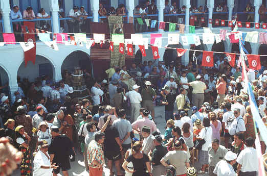 Pelerinage de la Ghriba à Jerba, par Loo Belanjar Pelerinage de la Ghriba à Jerba, par Loo Belanjar
