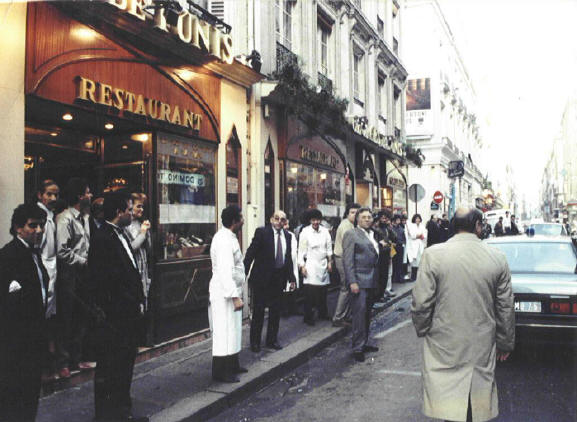 PARIS RUE RICHER…LE PRESIDENT ZINE EL ABIDINE BEN ALI