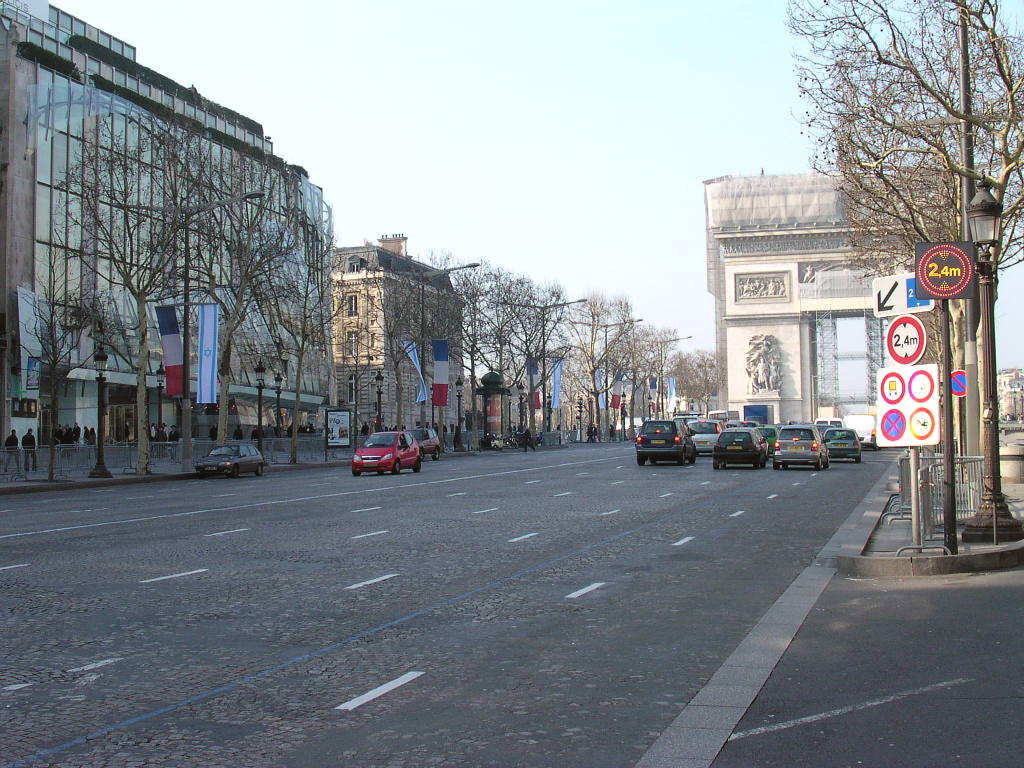 Commentaires de Fevrier 2004 : Archive jusqu’au 17/février/2004